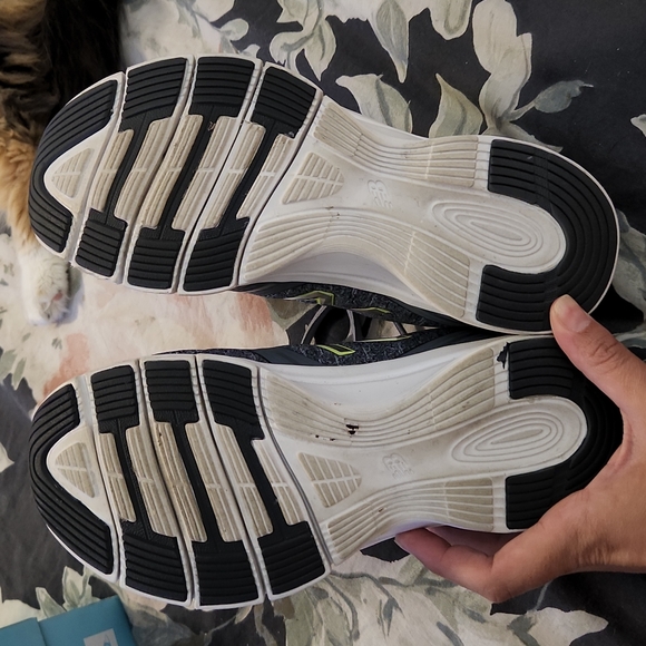 Heathered Gray New Balance 711 Training Sneakers - Picture 5 of 6